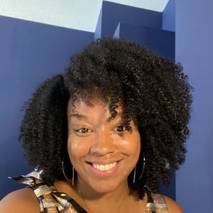 Meet your Posher, Vanessa